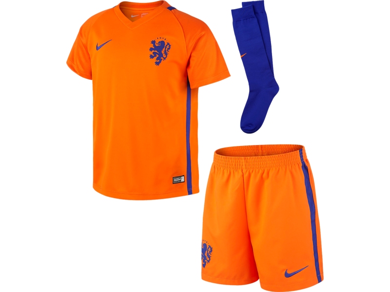 Holland Nike infants kit