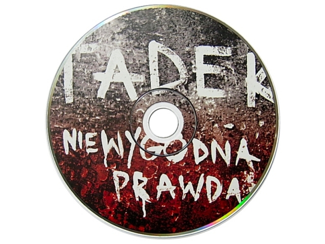  CD