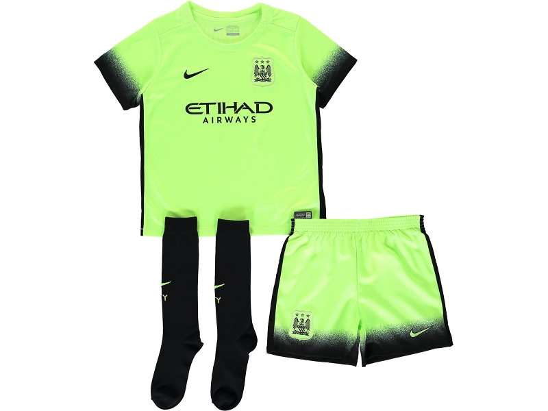 Manchester City Nike infants kit