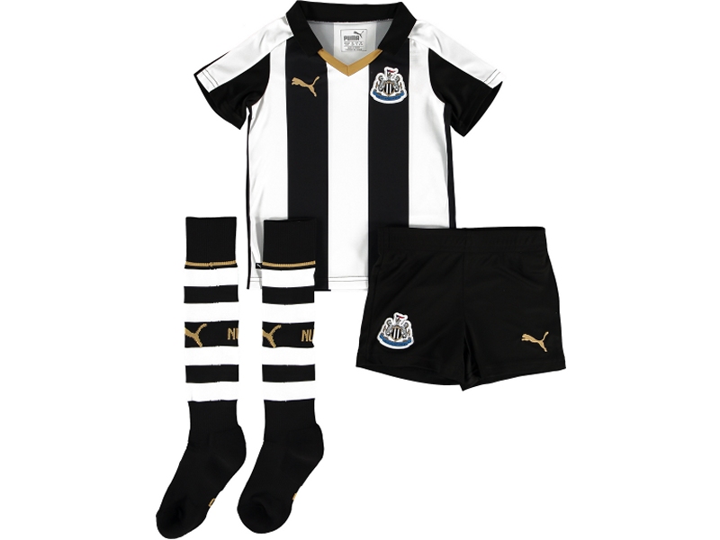 Newcastle United Puma infants kit